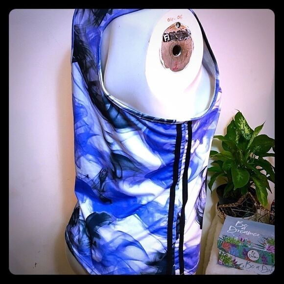 True Rock Active Tank  - Picture 2 of 5